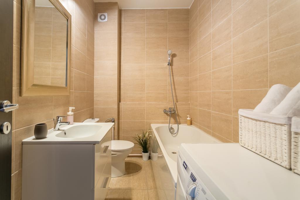 Parlament Fancy Apartments Bucureşti Eksteriør bilde